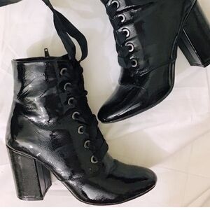 Kenneth Cole Black Patent Leather Bootie